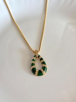 AMOSSH - Lune Green Necklace