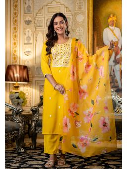 Gahan - Elegant Viscose Rayon Embroidered Kurta with Pant & Tabby Organza Dupatta