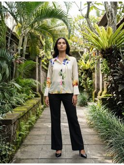 Golden Mirror Fashion - Pastel Bloomscape Crepe Floral Regular Sirt