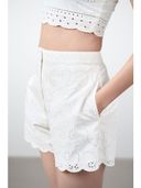 White color option, Currently selected