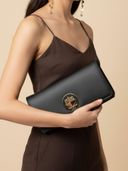 Black color option, Sold out, Currently selected