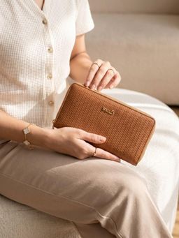 Inc.5 - Women Tan Textured Bi-Folds Wallet