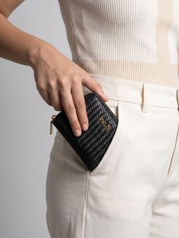 Inc.5 - Women Black Textured Bi-Folds Wallet