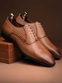 Tan color option, Currently selected