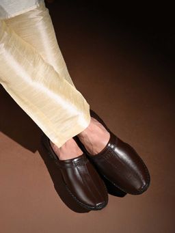 Louis Stitch - Men Brown Juttis