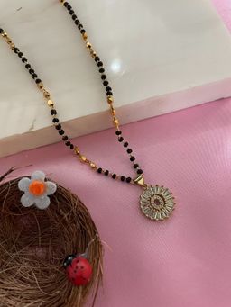 Digital Dress Room - O Letter Alphabet American Diamond Round Pendant Short Name Mangalsutra Design