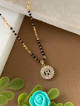 Digital Dress Room - R Letter Alphabet American Diamond Round Pendant Short Name Mangalsutra Design