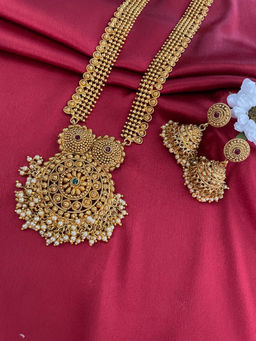Digital Dress Room - Multi Flower Pearl Long Necklace Set