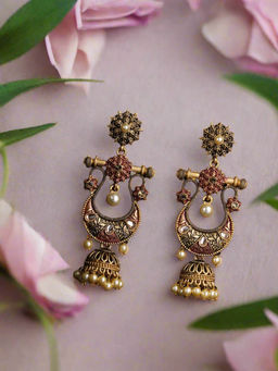 Aatmana - White Pearl Jhumka Earrings