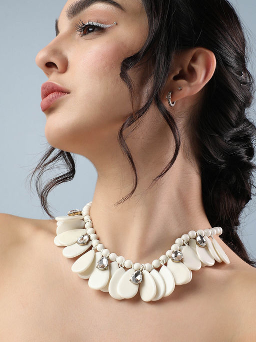 Sohi Eleanor Cluster Necklace