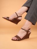 Brown color option, Currently selected