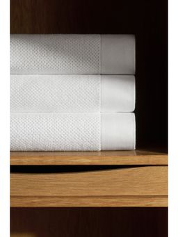 H&M - White Cotton Terry Bath Towel