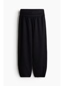 Black color option, Currently selected