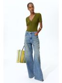 Green color option, Sold out, Currently selected