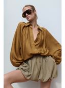 Beige color option, Currently selected