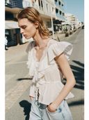 White color option, Sold out, Currently selected