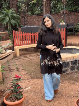 Stole & Yarn - Women Black Floral Sequins Fine Wool Stole - 152