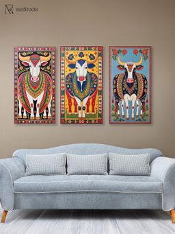 Nestroots - Collection Of Sacred Indian Cow Wall Painting Black Floating Frame (Pack Of 3)