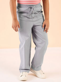 Stylo Bug - Boys Grey Solid Ankle Length Cargo Pant