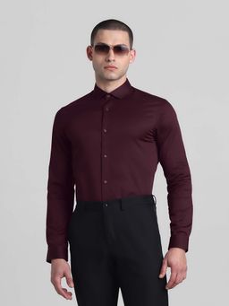 Jack & Jones - Men Solid Slim Fit Maroon Formal Shirt