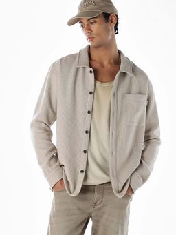 Jack & Jones - Men Solid Oversized Beige Casual Shirt
