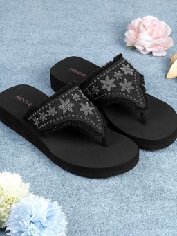 Mochi - Women Black Sandals