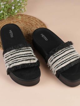 Metro - Women Black Heeled Sandals