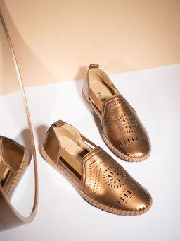Inc.5 - Womens Gold Casual Solid Round Toe Loafers