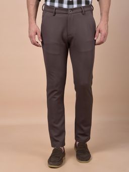 CRIMSOUNE CLUB - Men Brown Solid Regular Fit Casual Trouser