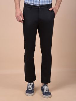 CRIMSOUNE CLUB - Men Black Solid Regular Fit Casual Trouser