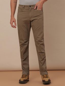 Wrangler - Men Brown Solid Regular Fit Casual Trouser