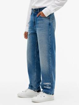 Tommy Hilfiger - Boys Mid-Wash Relaxed Fit Mid Rise Jeans
