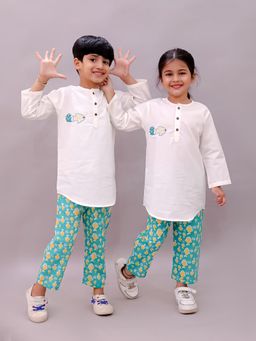 LITTLE GINNIE - White Printed Regular Kurta and Pyjama