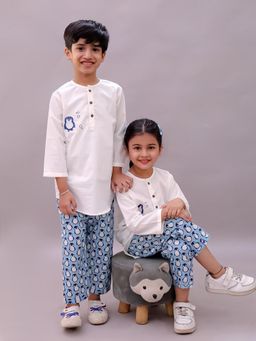 LITTLE GINNIE - White Printed Regular Kurta and Pyjama