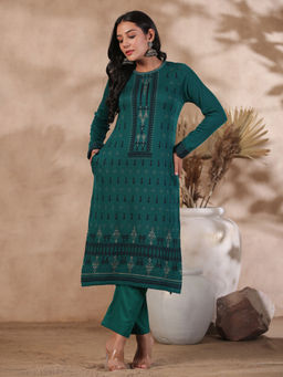 ISHIN - Women's Green Jacquard Style Ethnic Motifs Straight Winterwear Kurta