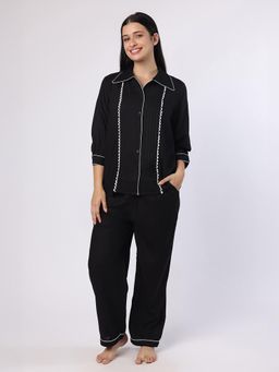 BLANC9 - Black Shirt With Contrast Piping Pyjama And Lace