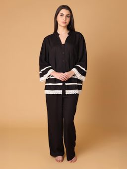 BLANC9 - Black Nightsuit With Lace Detail At Sleeves And Hem