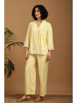 BLANC9 - Yellow Nightsuit With Lace Detail At Sleeves And Hem
