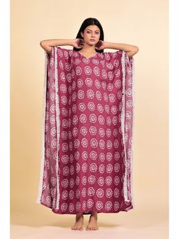 The Kaftan Company - Maroon Batik Circle Print Viscose Rayon Kaftan With White Lace Trim