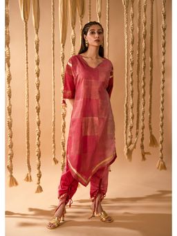 Banana Labs - Chock Block Pink Kurta With Dhoti Pant (Set of 2)