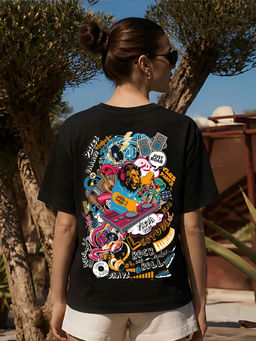LEOTUDE - Women Black Graphic Printed Oversized T-shirt