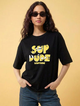 LEOTUDE - Women Black Typography Printed Oversized T-shirt