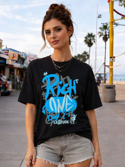 LEOTUDE - Women Black Typography Printed Oversized T-shirt