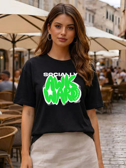 LEOTUDE - Women Black Typography Printed Oversized T-shirt