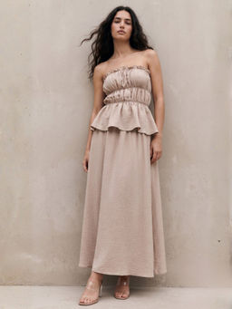 Outzidr - Women Beige Tube Smocked Co-Ord Set