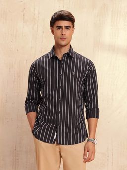 U.S. POLO ASSN. - Men's Comfortable Fit Vertical Striped Shirt-Brown