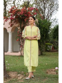 SAVI - Yellow Cotton Embroidered Designer Kurta with Pant (Set of 2)