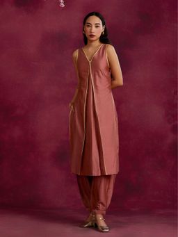 Abhishti - Inverted Pleat Front Kurta With Back Tie Up Rose Brown