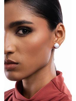 Curio Cottage - Ivory Pearl Cube Stud Earrings