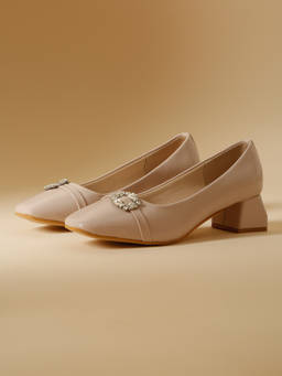VALIOSAA - Cream Color Casual Heel Pumps